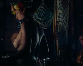 Florence Garneau, Praxedes de Vilallonga nude - Pacifiction (2022)