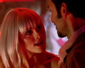 Jasmin Gerat - Nachtschicht s01e02 (2004) naked scenes