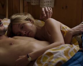 Rose-Marie Perreault nude - Crépuscule pour un tueur (2023) sex scene