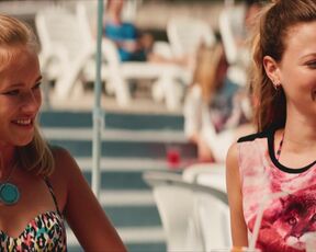 Alexandra Schmidt - Die letzte Party deines Lebens (2018) Sexy Scenes