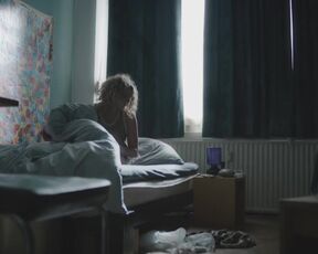 Charleen Deetz nude - SOKO Köln (2022)s21e03