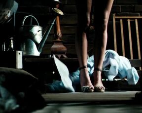 Jana Reinermann nude, Jytte-Merle Böhrnsen sexy - Kokowääh 2 (2012) hot topless scene