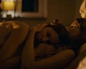 Aylin Tezel, Yuval Scharf nackt - Der Russe ist einer, der Birken liebt (2022)