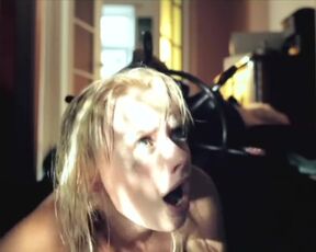 Alena Alimova - Konchyena (2010) hot nude scene