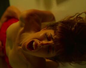 Silma Lopez, Diana Gomez, Raquel Ventosa, Teresa Riott, Paula Malia - Valeria s03e01-05 (2023) nude scene