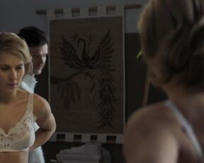 Lena Gora nude - Święty (2023) hot sexy scene