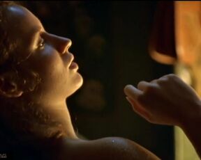 Tatiana Pauhofova - Krute radosti (2002) nude scenes