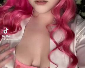 Amateru Busty Topless Tik Tok