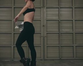 Grease dance taunt + luxurious pain