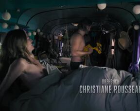 Josephin Busch nude - Die Bergretter s14e04 (2023) flashing tits scene