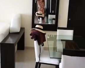 Sandy-Haired Demonstrates off Suntan Cunny for TikTok