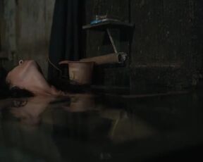 Anna Krotoska naked - Holiday (2021) topless scene