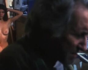 Ana Abott naked - Retrato do artista com um 38 na mão (2000) lusty nude srt scene