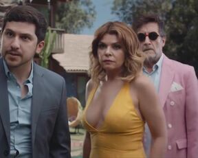 Alexis de Anda, Itatí Cantoral, Loretto Bernal - Mi suegra me odia (2022) hot nudity scenes