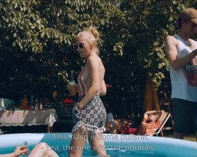 Kamila Janik nude - Ja tu jestem (2019) Topless Movie Scene