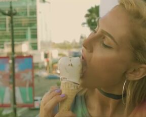 Amanda Rea sexy - L.A.F.C. - Vertigo (2015) nudity video