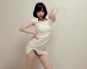 Asian Hot Lady dances and disrobes (DANCE by Rihanna)