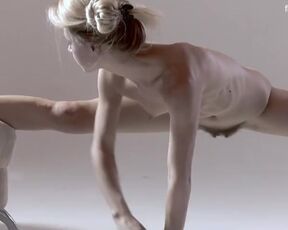 Amazing Stretching from Naked Gymnast-Girl
