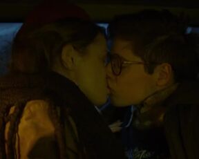 Paulina Galazka nude - Wspomnienie poprzedniego lata (2013) sex scene