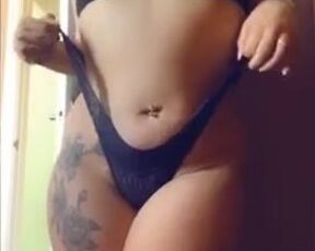 Stellar super-bitch displays off forms