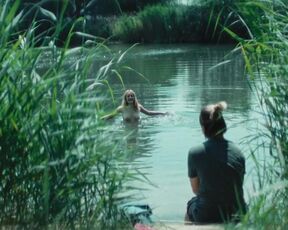 Hanna Hilsdorf, Saskia Rosendahl nude - A Thin Line s01e05 (2023) nudity TV movie scene