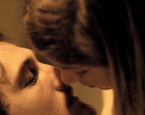 Renata Guida nude - Através do Espelho (2013) lusty scene