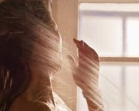 Cosima Henman, Lilly Joan Gutzeit, Nhung Hong, Samirah Breuer - Hammerharte Jungs (2023) topless scene