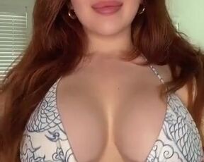Amy August Hot. Tiktok Ample Knocker Juggling
