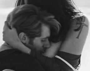 Elodie, etc - Ti mangio il cuore (2022) great sex episodes