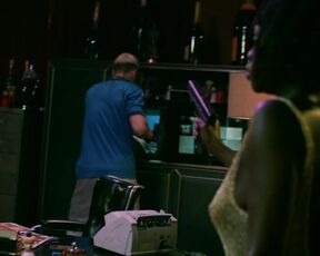 Tracy Gotoas - Du crépitement sous les néons (2022) great scenes