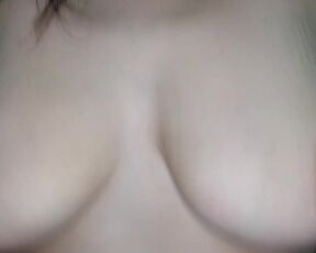 Bareness Phat Ass White Girl Unbelievable Boob Juggling Close Up