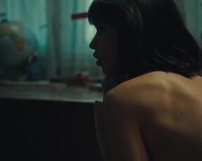 Mara Bugarin nude - Metronom (2022) sex episodes