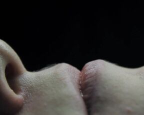 Sarah Schoofs nude, Angie Bullaro, Leisa Haddad naked – Gut (2012) Nude and Sex Thriller Scene