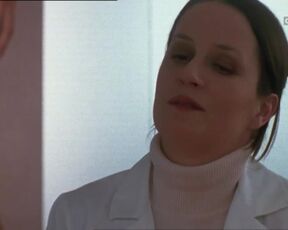 Susi Ramberger topless - Die Heilerin (2004) nudity actrees
