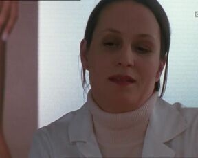 Susi Ramberger topless - Die Heilerin (2004) nudity actrees