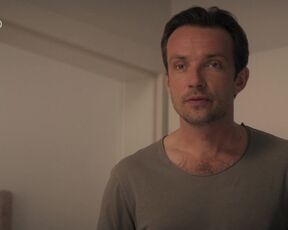 Adina Vetter - Vorstadtweiber s01e07 (2014) erotic movie scenes