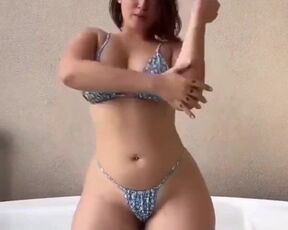 Her bikini is more beautiful than her nakedness. mateur Sexy No Name Model