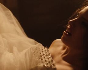 Giovanna Sannino hot - The Sea Beyond s03e08e11 (2023)