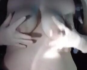 Tit have fun with breastmilk