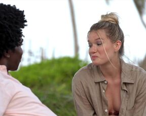 West Duchovny, Melissa Juliet Lawson hot - Saint X s01e04 (2023) sexy video