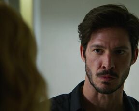 Katherine McNamara, Jasmine Sky Sarin - Sugar (2022) hot scene