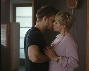 Roma Gasiorowska - Tonight You're Sleeping with Me (Dzisiaj śpisz ze mną) (2023) topless videos