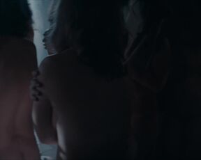 Rebecca Marder, Judith Chemla, Elodie Bouchez - Simone, le voyage du siecle (2021) nudity scene