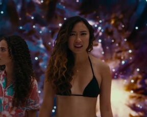 Madison Pettis, Phoebe Miu hot - Margaux (2022) thriller scenes