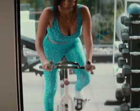 Madison Pettis, Phoebe Miu hot - Margaux (2022) thriller scenes