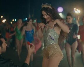 Neslihan Atagül - Oh Belinda (2023) hot episode