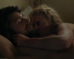 Julia Schlaepfer sensual sex video - 1923 (2023) s01e06