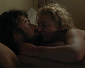 Julia Schlaepfer sensual sex video - 1923 (2023) s01e06