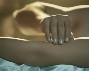 Monalisa, Shilpa Tulaskar, Krishna Mukherjee hot - Hasratein s01e01-05 (2022) Hiindi Sex TV Movie Scenes