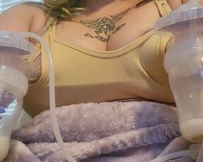Boob Milk Pumping